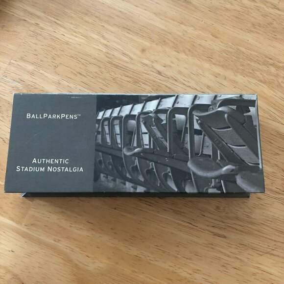 NIB Fenway RARE Stadium Boston Tokens & Coins Ballpark Seat Collectible Pen - Picture 6 of 7